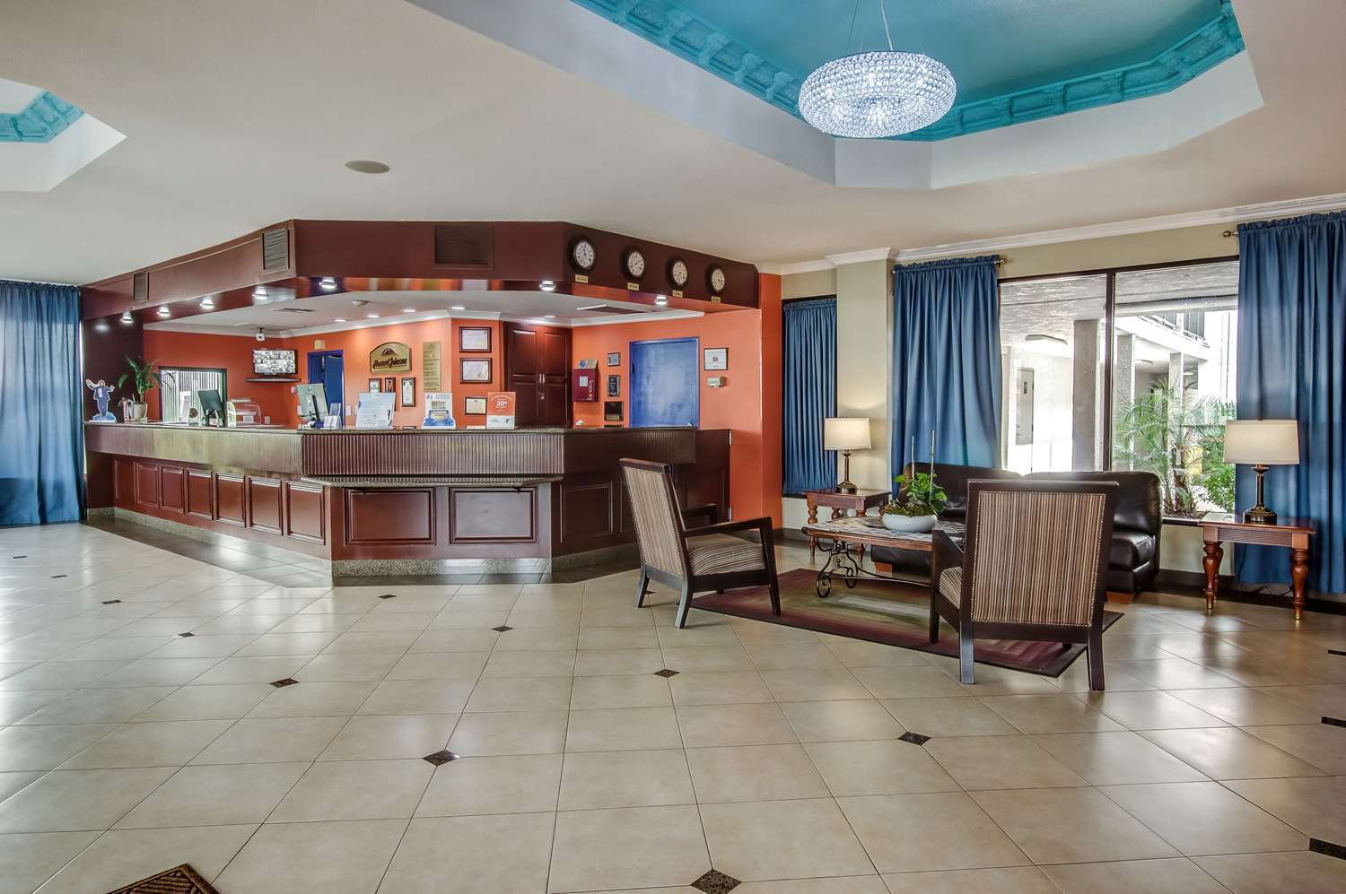 Howard Johnson By Wyndham Reseda Hotel & Suites ลอสแอนเจลิส ภายนอก รูปภาพ